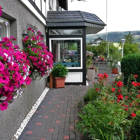 Landhaus Voss Hotel *
